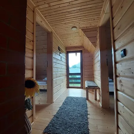 Kanadyjka Drewniane Dağ evi